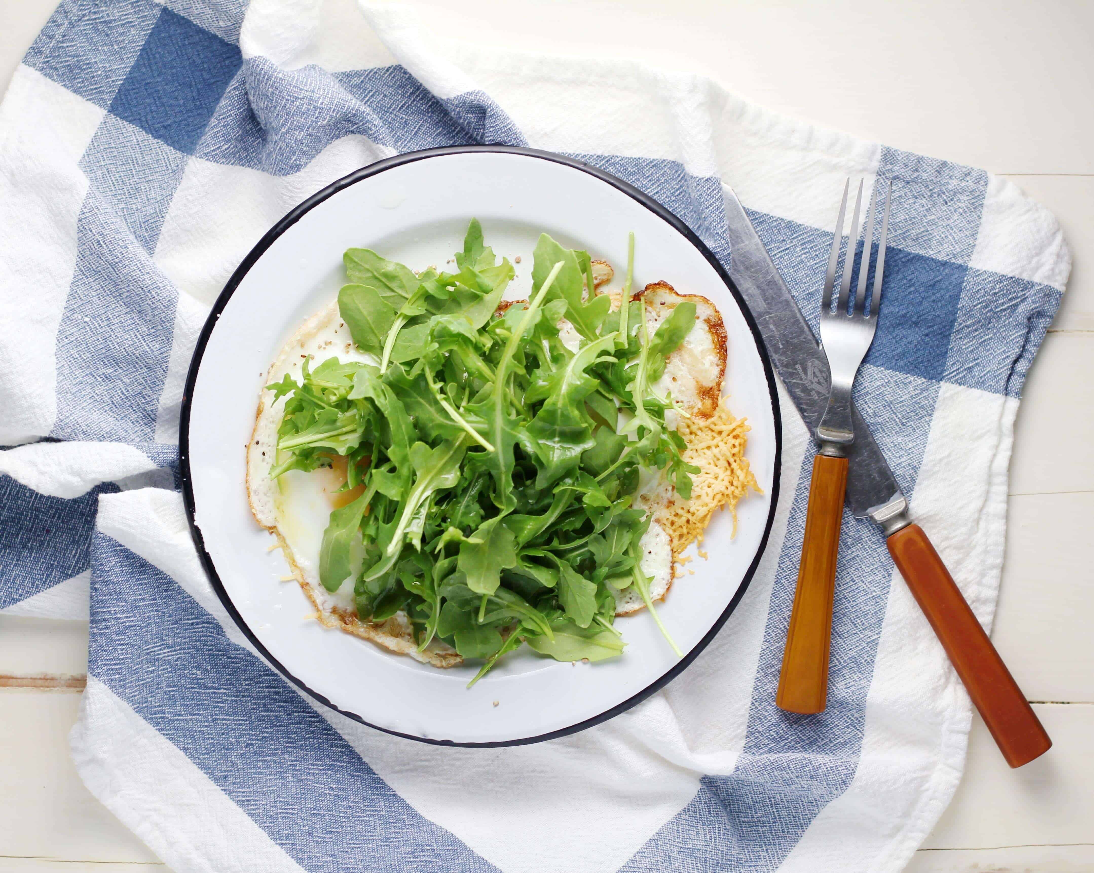 Read more about the article Salate für die ganze Woche – 3 Tipps zur Vorbereitung